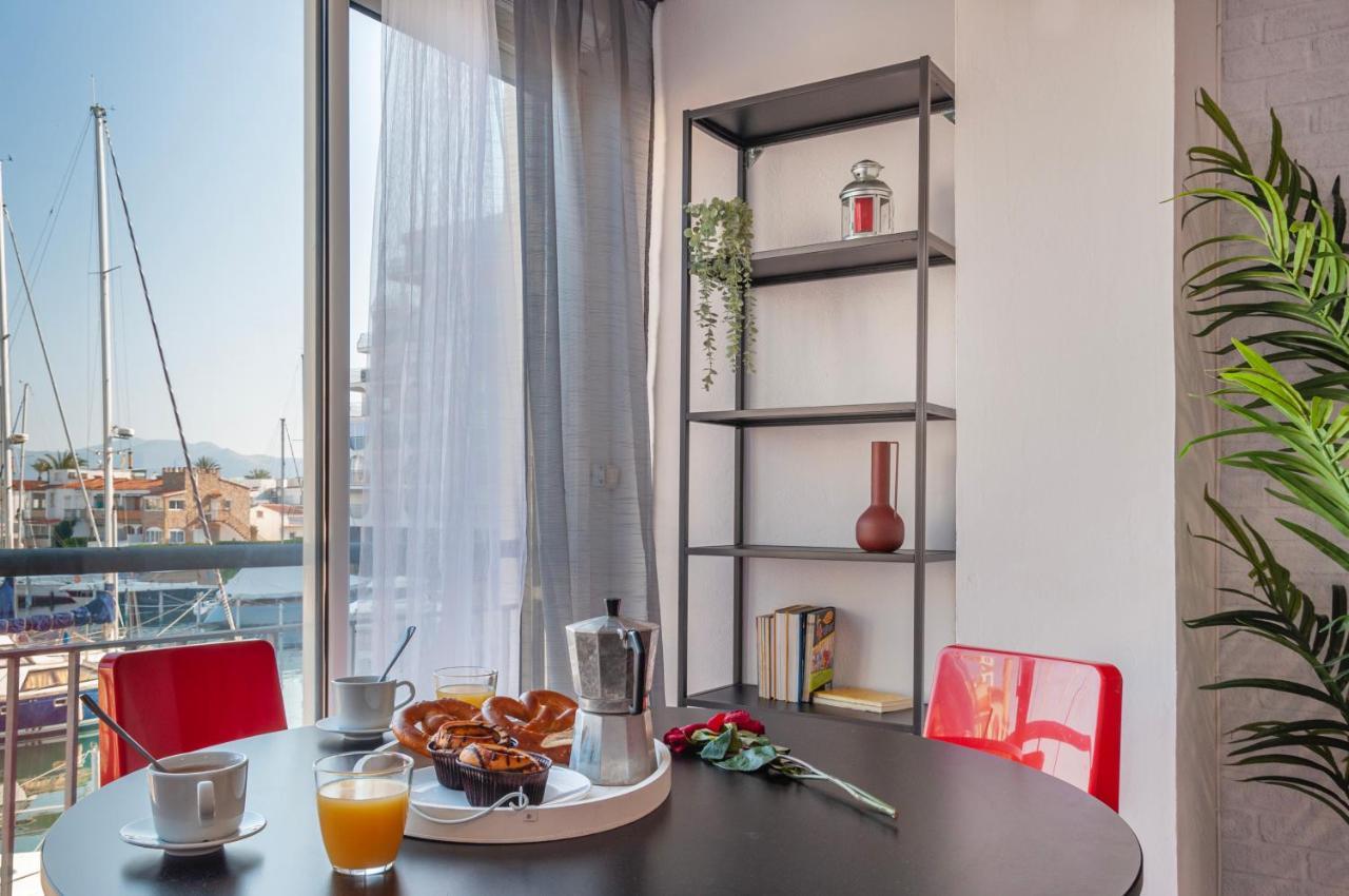 Estudio En 1ª Linea Con Vistas Al Puerto Deportivo By Insidehome Empuriabrava Extérieur photo